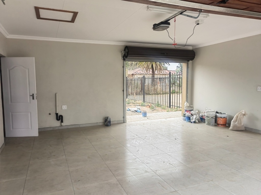 3 Bedroom Property for Sale in Bloemspruit Free State